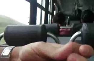 美しいカップルは飲み物を撫でていた エロ 動画 女性 専用 無料