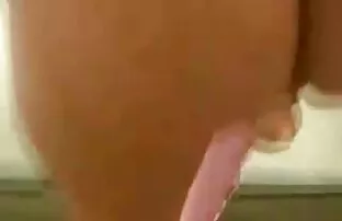 スリムな女の子は見つめて彼女の口はリッピング 女の子 が 見る エッチ 動画