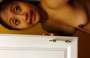 セックスの保護を試みた 女性 の エロ 動画
