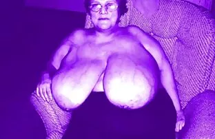 ウォータージェットとキッチンのバーまでスクロールダウン 女の子 の ため の エッチ な 動画