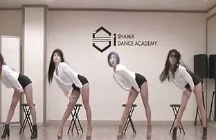 ダブル彼女のメガネ後に肛門とともに女性 女子 の ため の エロ 動画